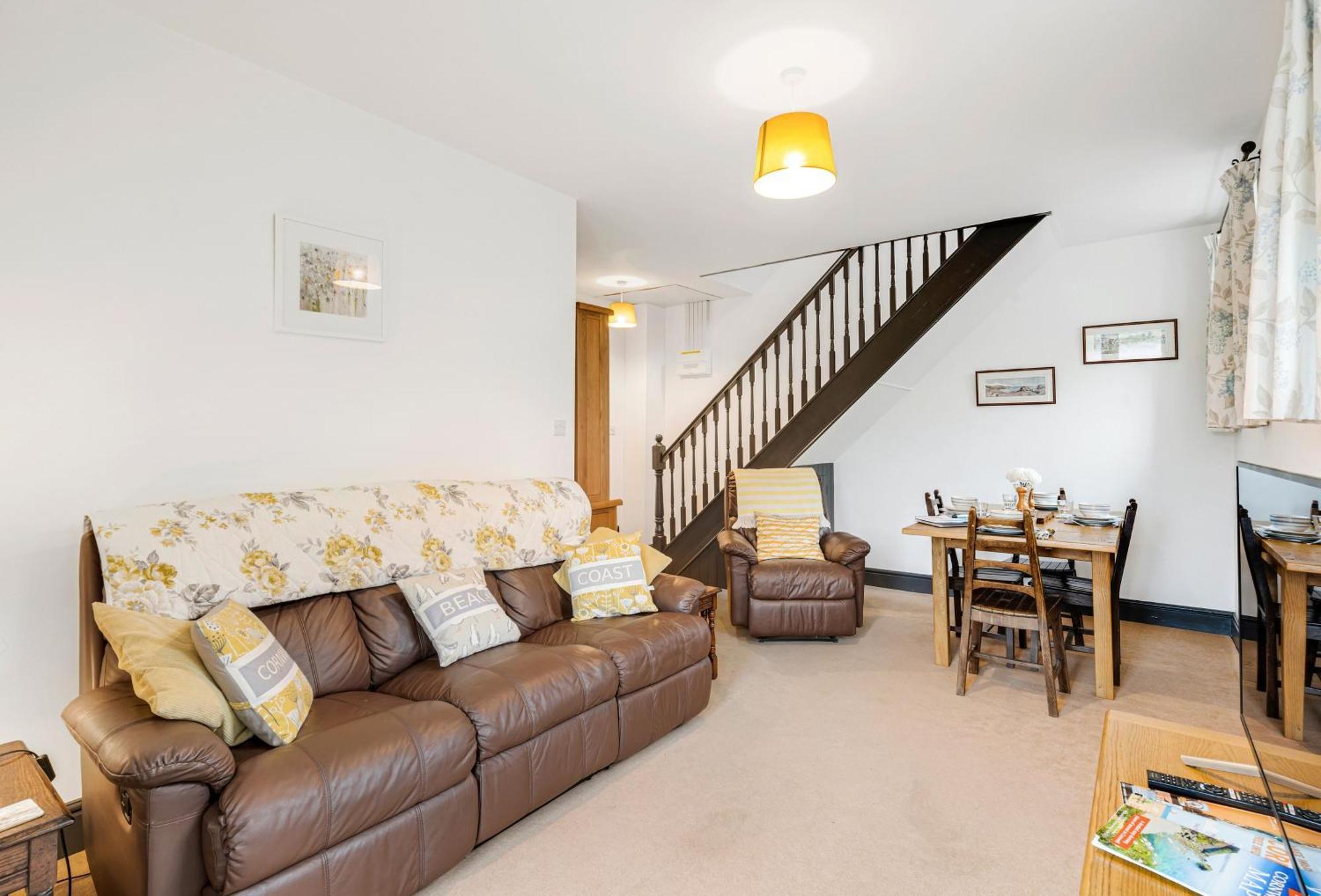 Villa Journeys End With Stunning Sea Views From The Headland à Coverack Extérieur photo
